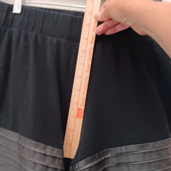Torrid Moto Leggings Size 2/XL Faux Leather Black - Picture 5 of 8
